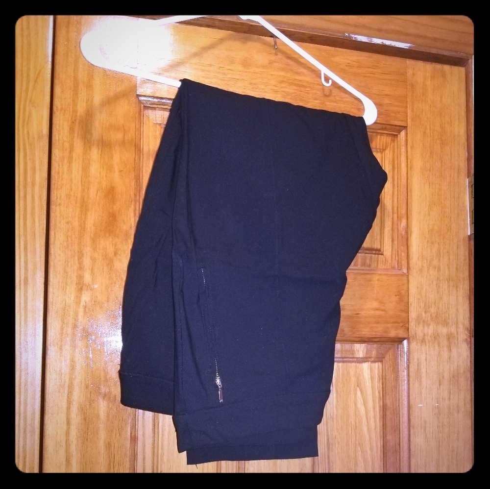 Capris pants
